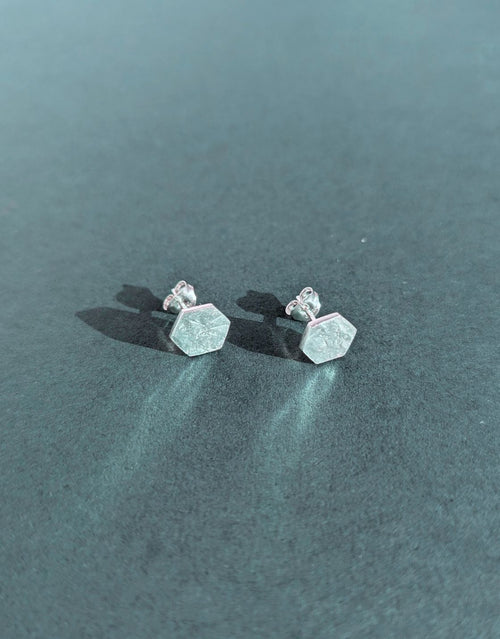 Causeway Hexagon Textured Stud Large