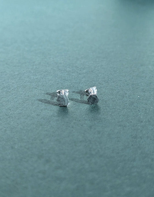 Causeway Hexagon Textured Stud Small